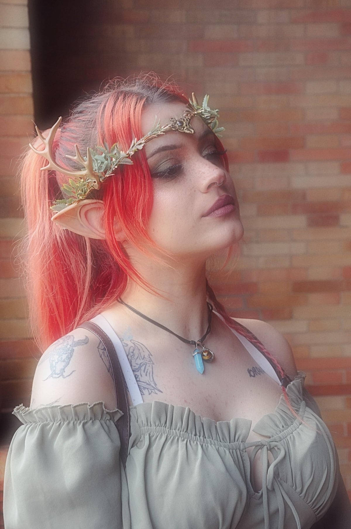 MOSTORY Woodland Gold Antler Crown Fairy Floral Circlet Headpiece