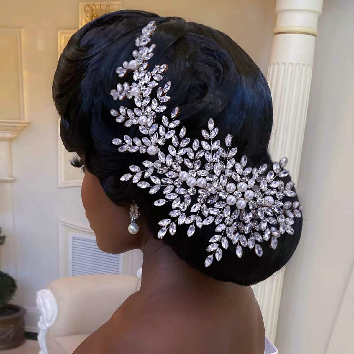 Crystal Pearl and Rhinestone Bridal Hair Comb for Women and Girls