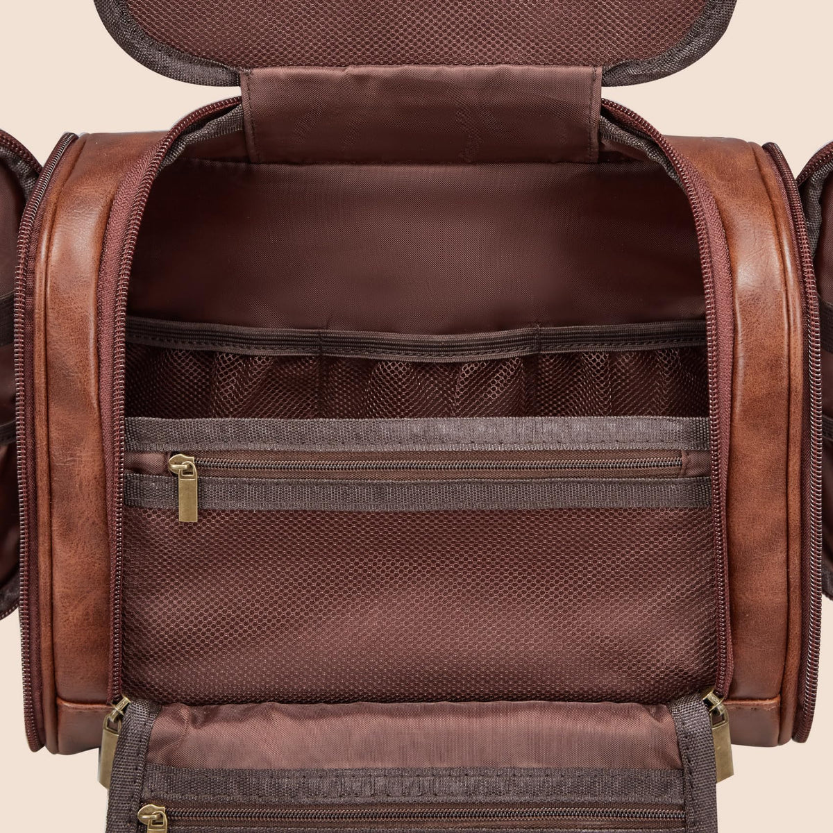 Aganmi Personalized Men's Large PU Leather Hanging Toiletry Bag