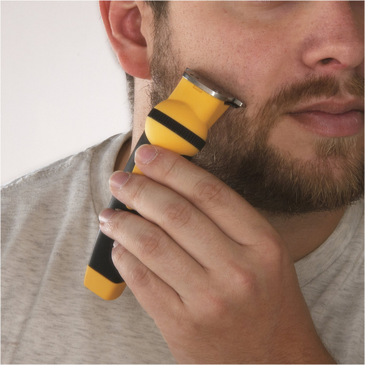 Wahl Lifeproof Rechargeable Trimmer with Self-Sharpening Blades